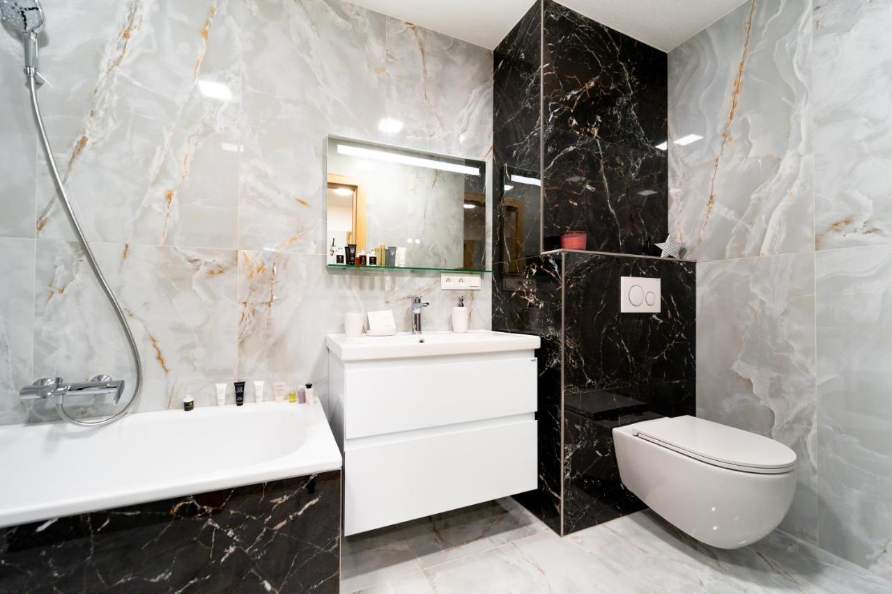 Apartman Discreet Kysucke Nove Mesto Exterior photo